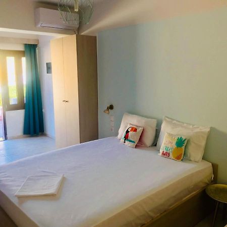 Golden View Apartments Myrina Limnos ภายนอก รูปภาพ