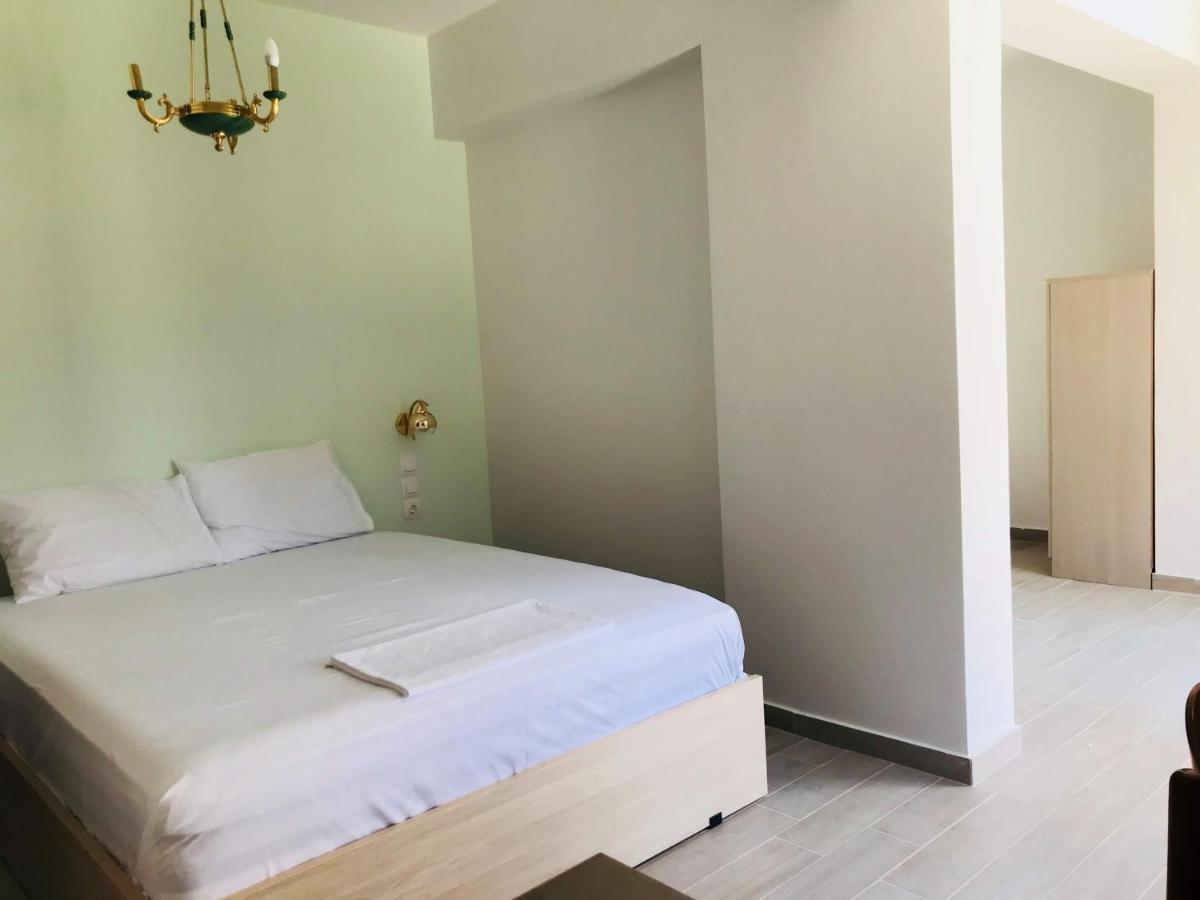 Golden View Apartments Myrina Limnos ภายนอก รูปภาพ