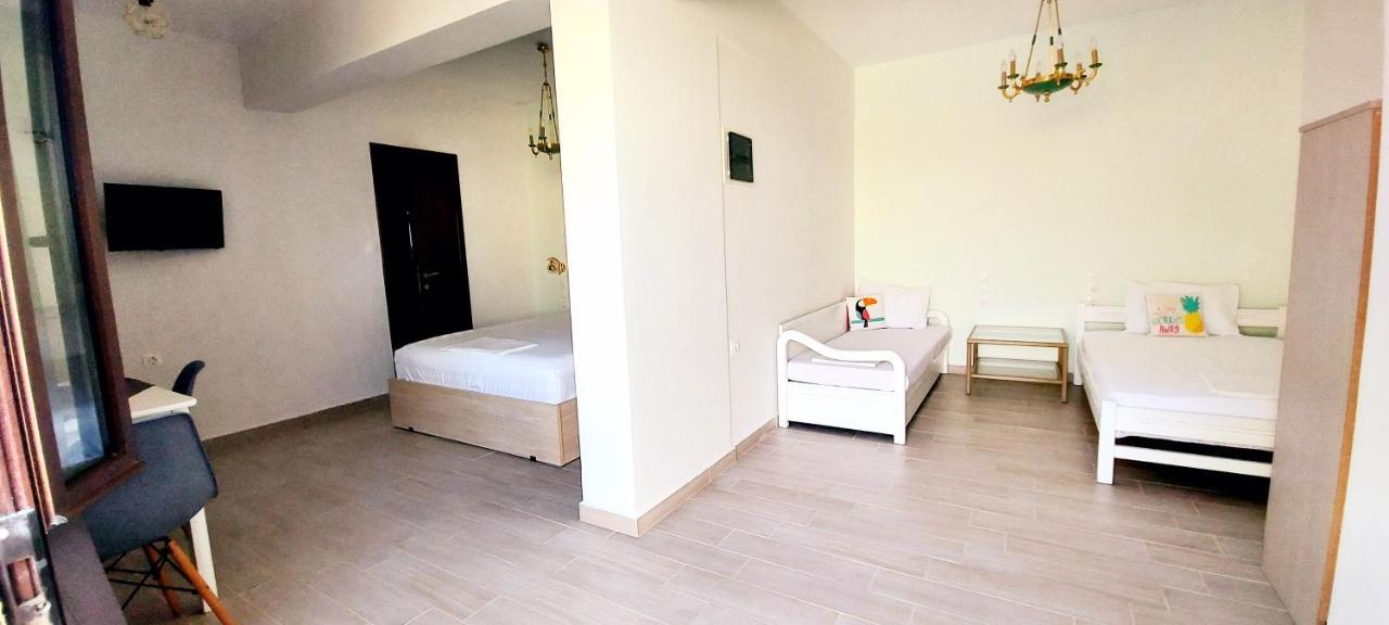 Golden View Apartments Myrina Limnos ภายนอก รูปภาพ