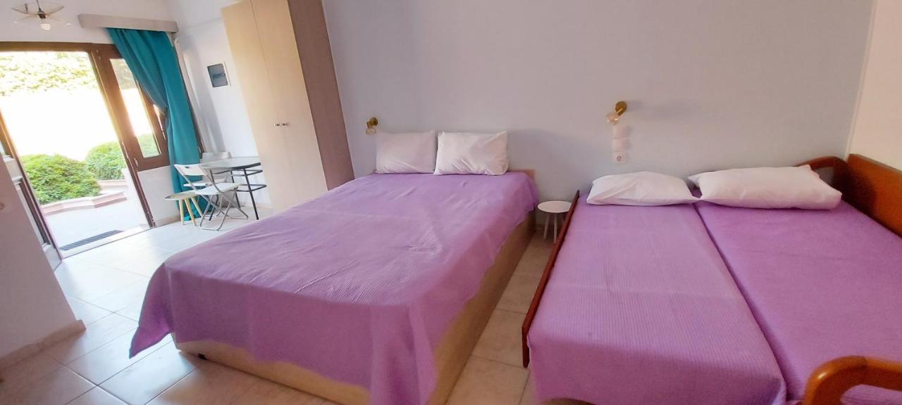Golden View Apartments Myrina Limnos ภายนอก รูปภาพ