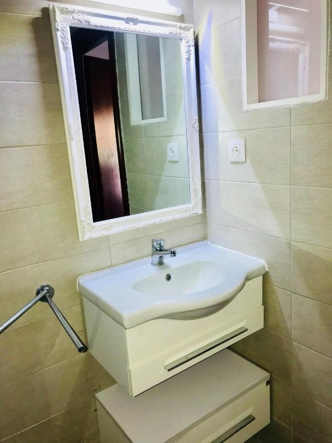 Golden View Apartments Myrina Limnos ภายนอก รูปภาพ